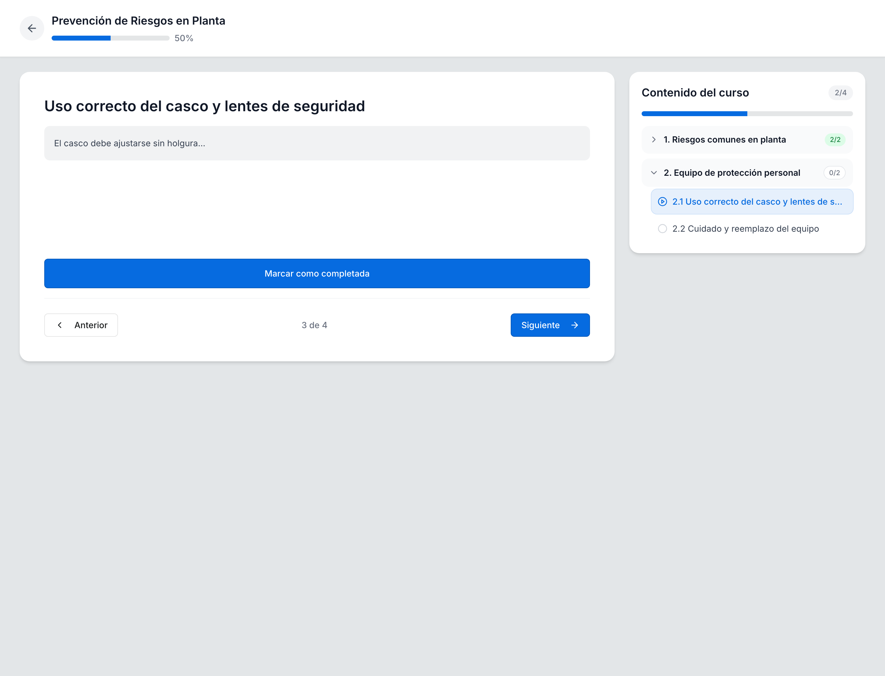 Reproductor de curso en el portal: la lección al centro con su contenido y el botón Marcar como completada, y a la derecha el índice Contenido del curso con módulos y lecciones